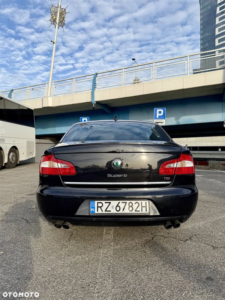 Skoda Superb 2.0 TSI Elegance DSG - 5