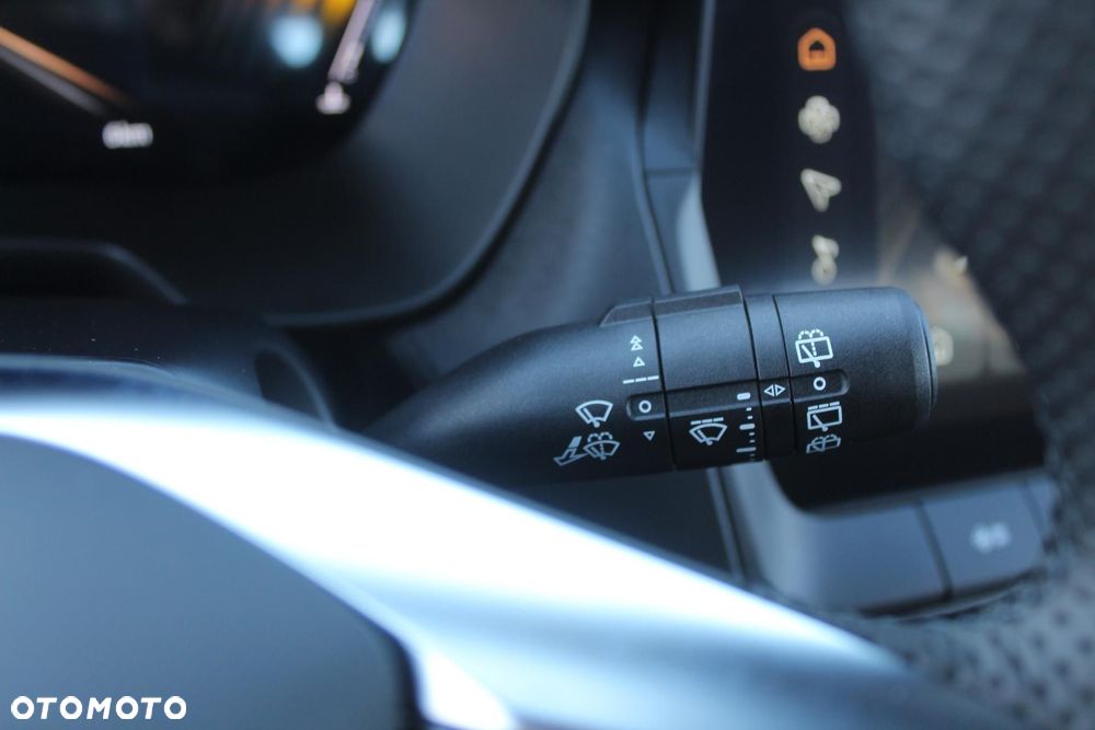 MG ZS 1.5 HEV+ Standard - 14