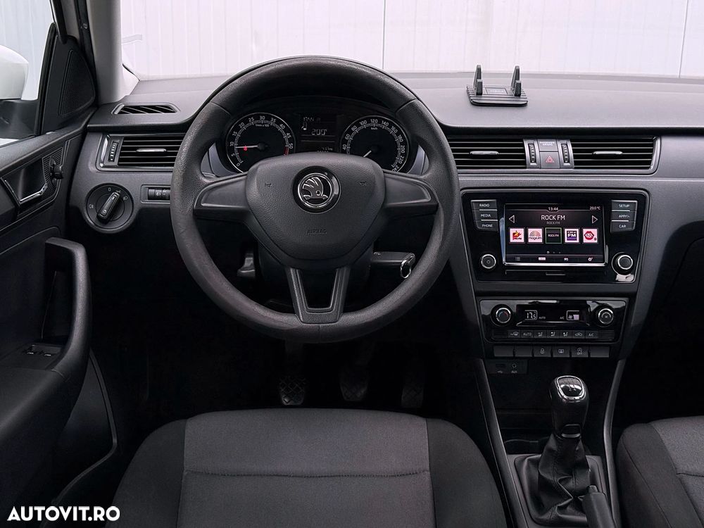 Skoda RAPID 1.6 TDI Ambition - 12