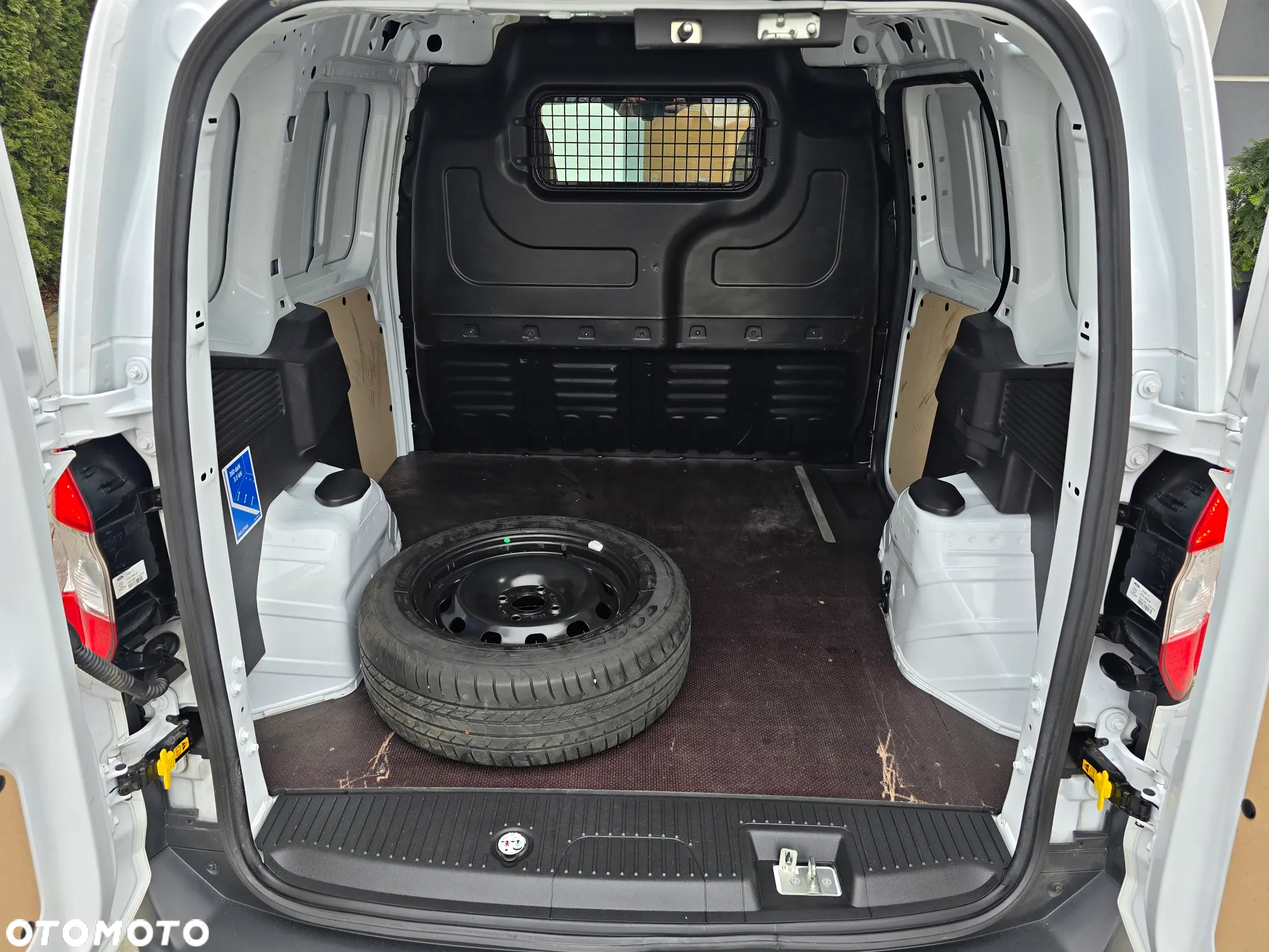 Ford COURIER TRANSIT - 21