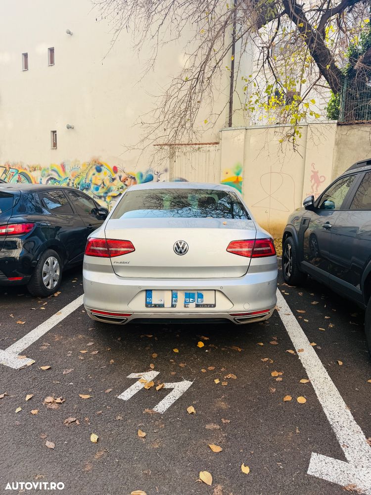 Volkswagen Passat 1.5 TSI ACT DSG Comfortline - 4