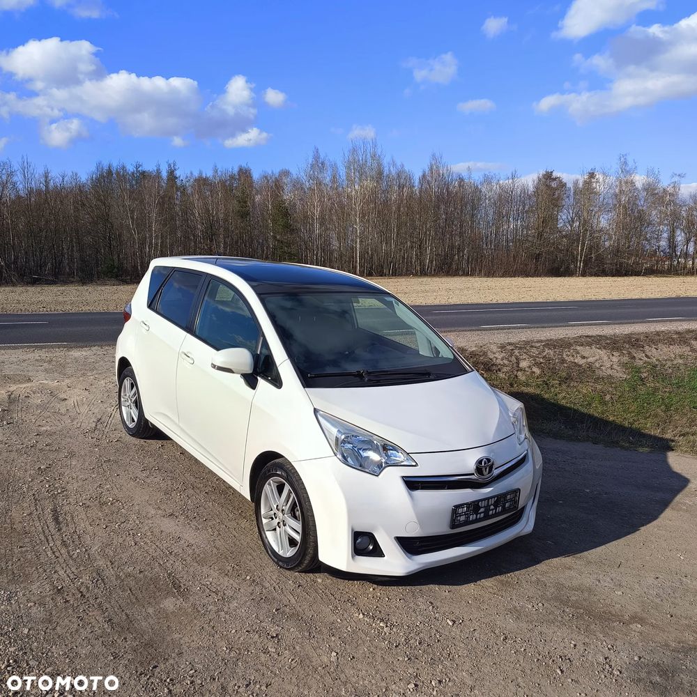 Toyota Verso S 1.4 D-4D Cool - 2