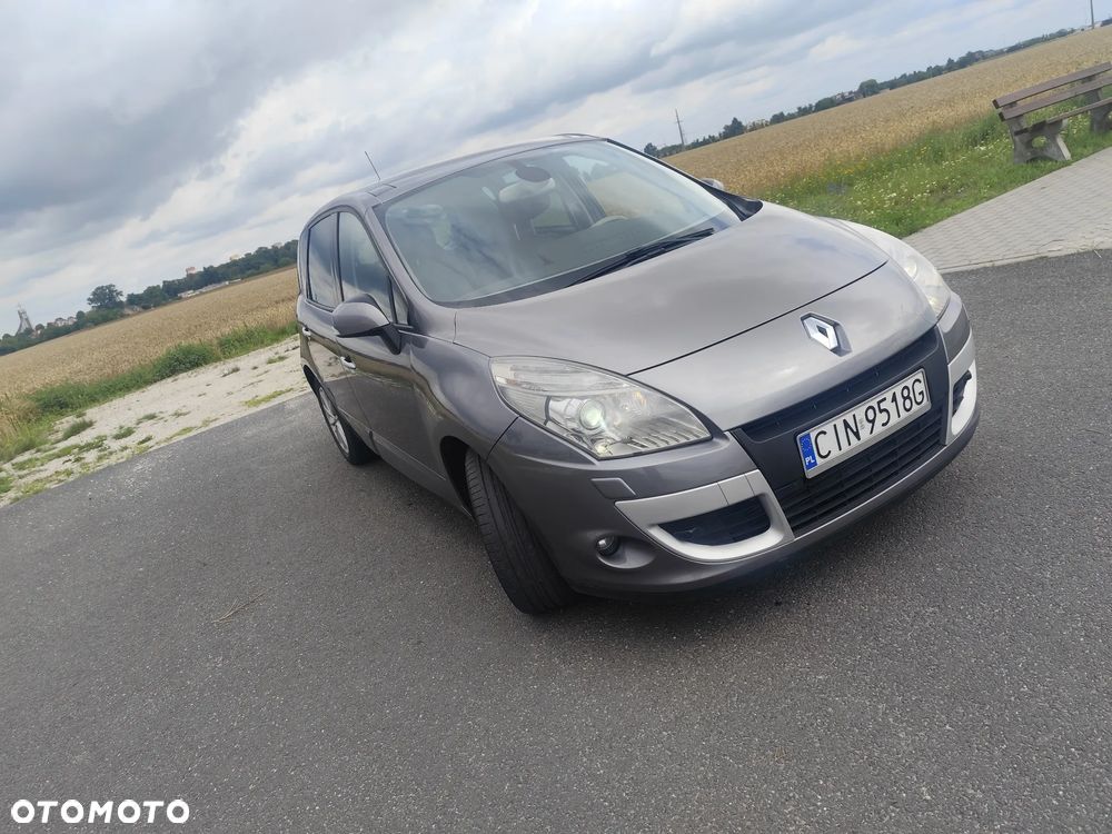Renault Scenic dCi 150 FAP Luxe - 19