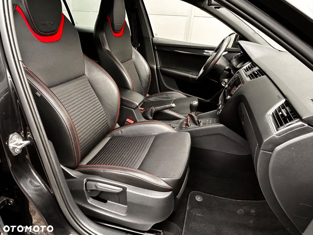 Skoda Octavia 2.0 TDI (Green tec) RS - 28