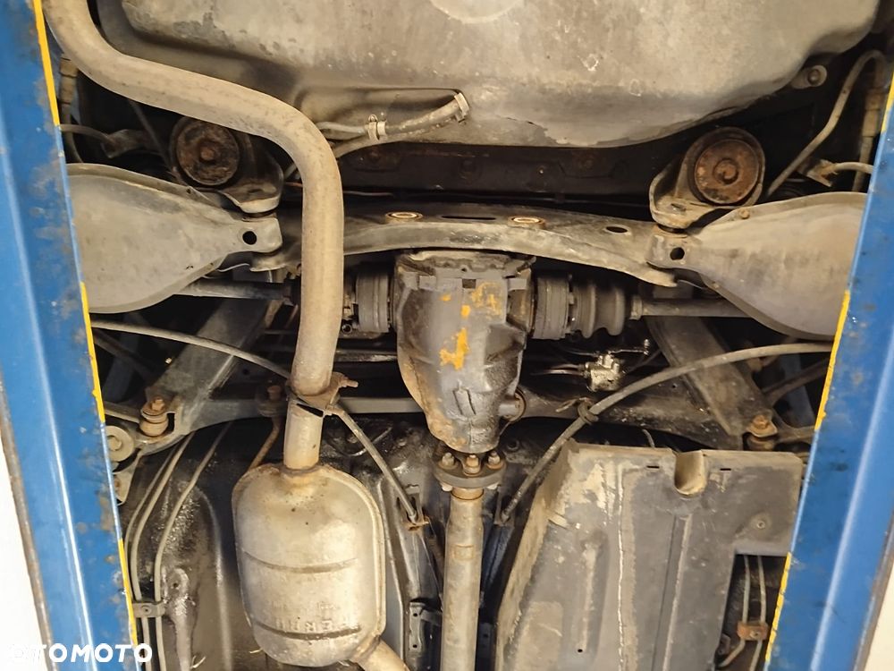 Mercedes-Benz W124 (1984-1993) - 22