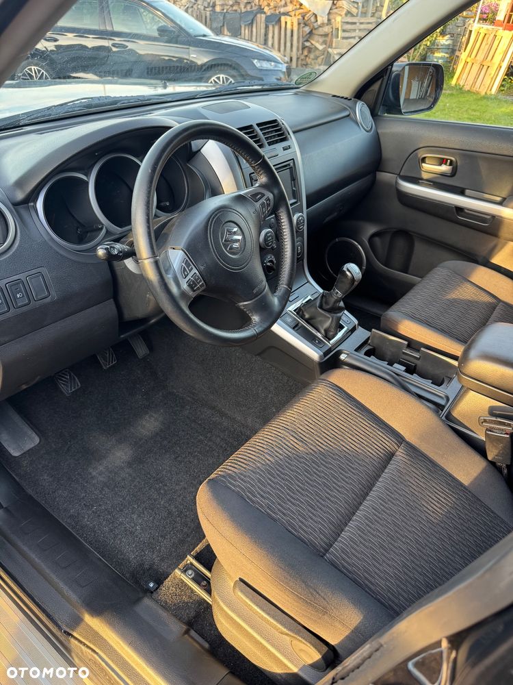 Suzuki Grand Vitara - 9