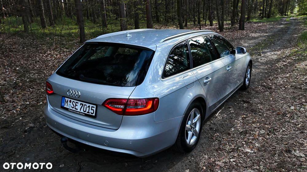 Audi A4 Avant - 4