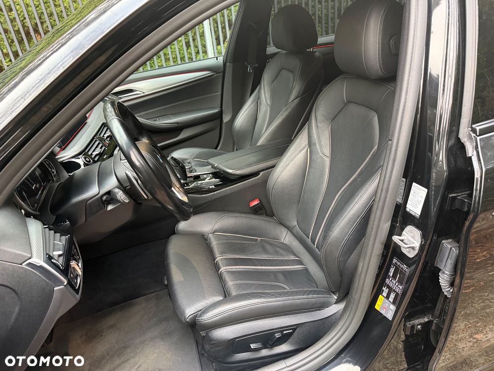 BMW Seria 5 530e iPerformance M Sport sport - 20