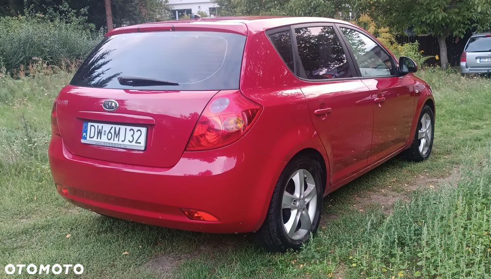 Kia Ceed 1.4 Comfort - 4