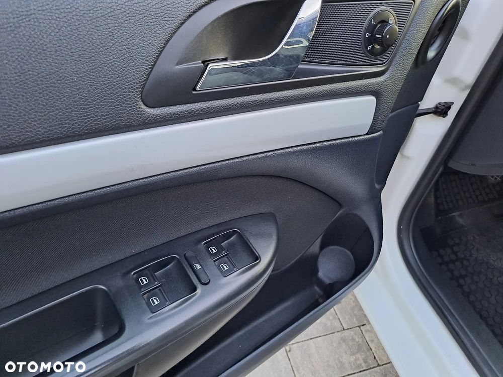 Skoda Octavia 1.6 Elegance - 18