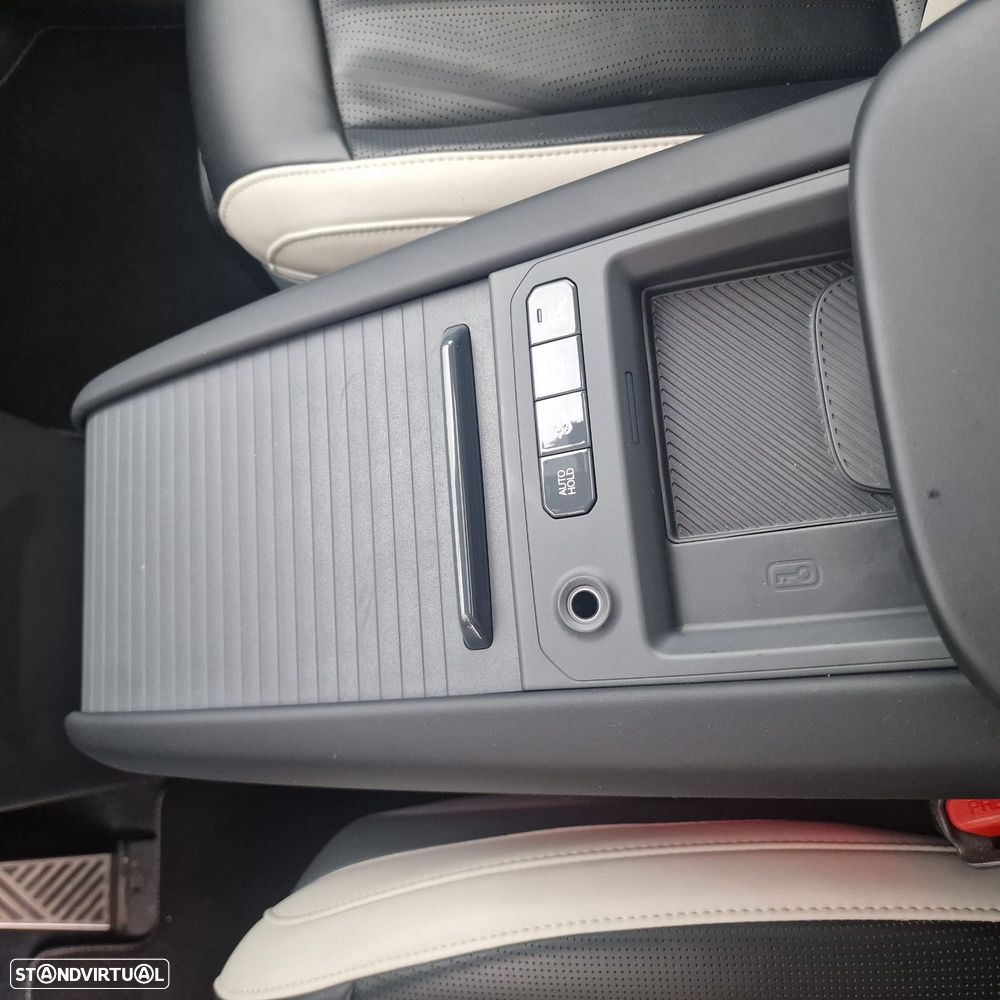 Kia EV9 99,8-kWh AWD GT-line Launch Edition 6L - 12