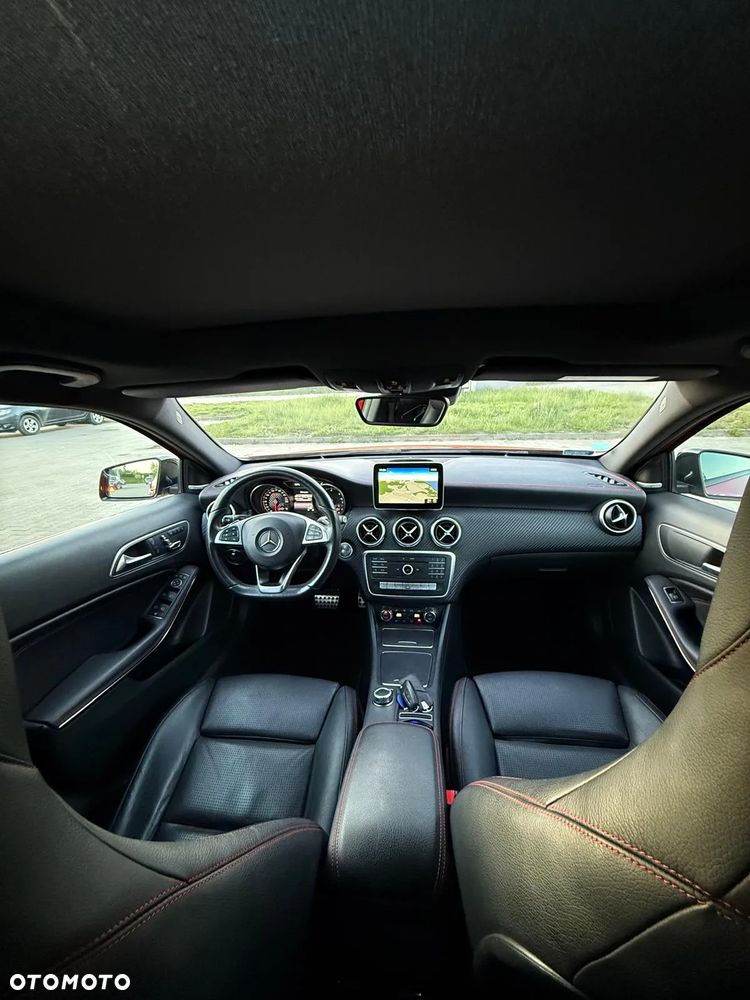 Mercedes-Benz Klasa A 220 d 4-Matic AMG Line - 9