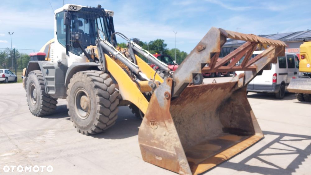 Liebherr L546 - 1