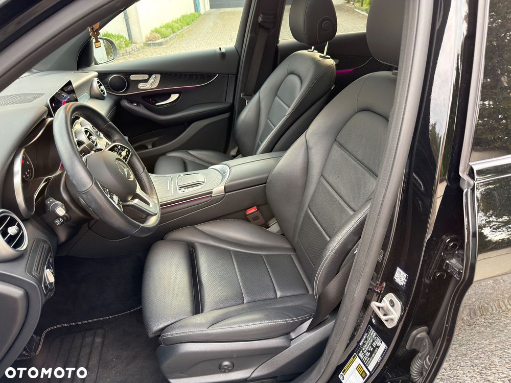 Mercedes-Benz GLC 300 4-Matic - 12