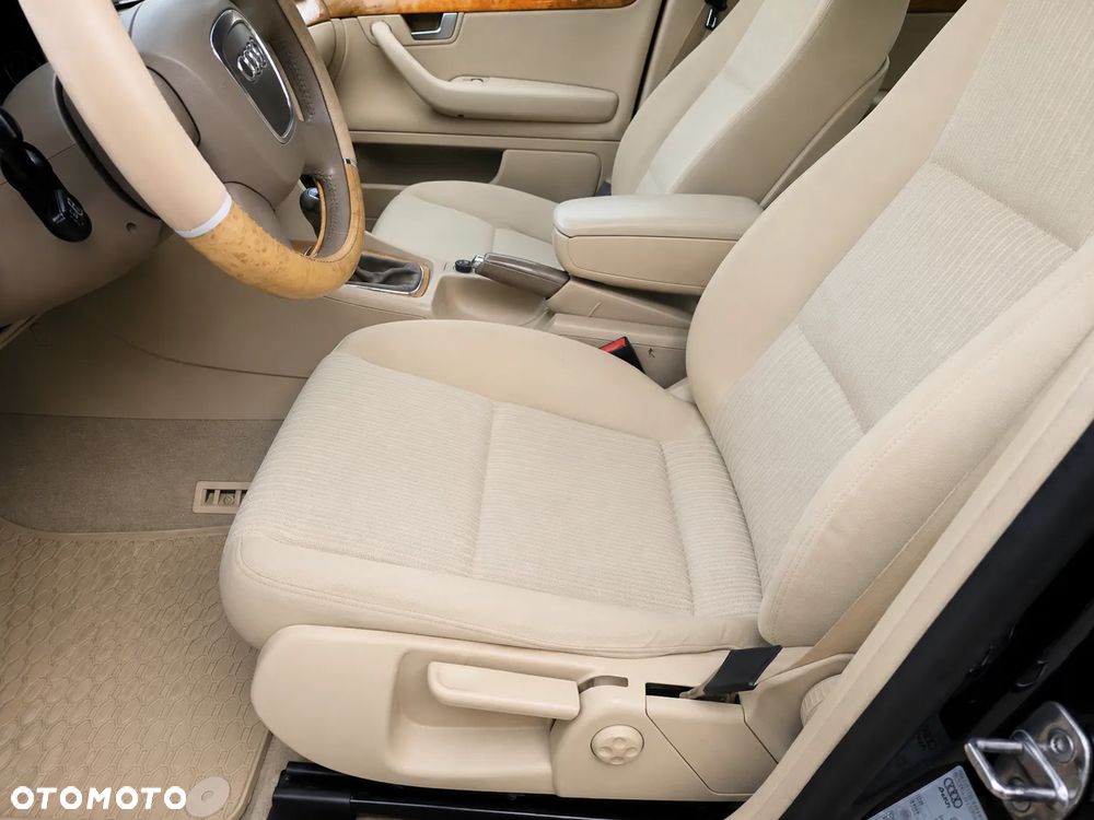 Audi A4 Limousine 2 - 20