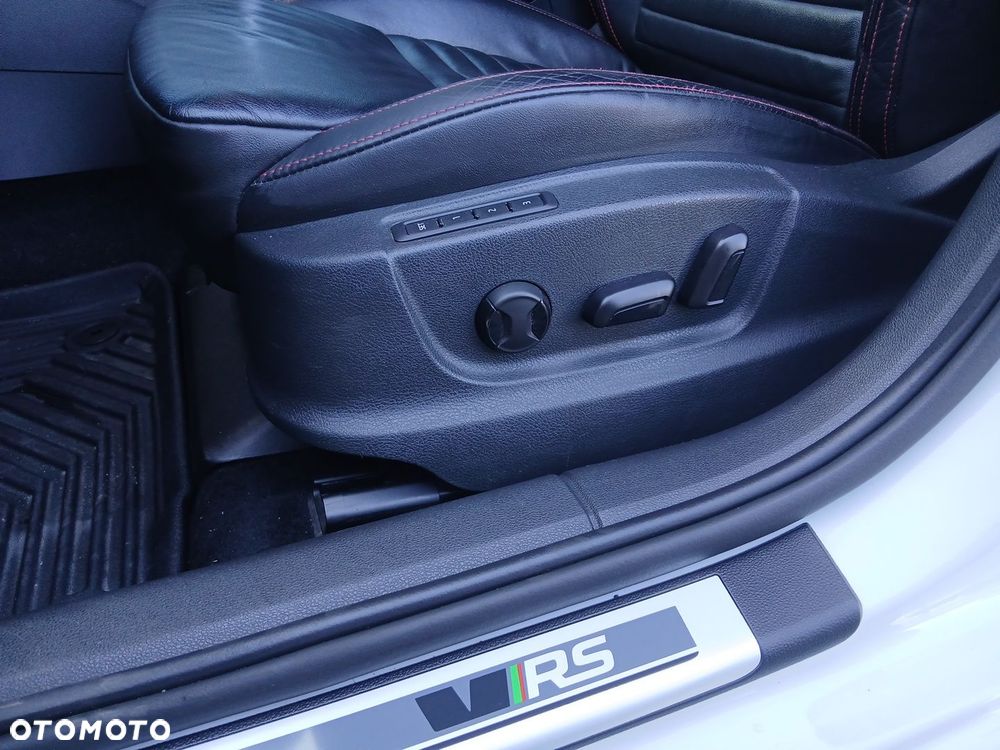 Skoda Octavia 2.0 TSI DSG RS 230 - 27