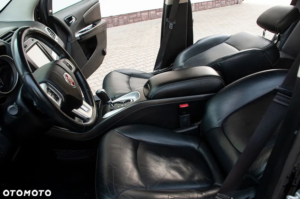 Fiat Freemont 2.0 Multijet Urban AWD - 24