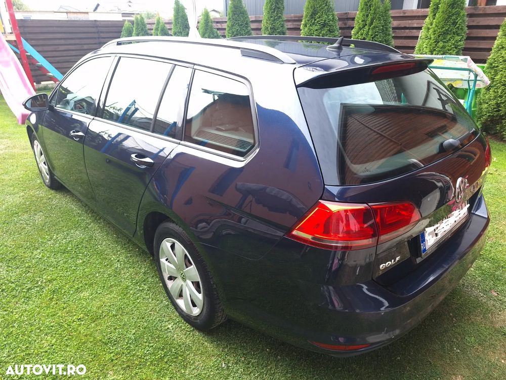 Volkswagen Golf - 5