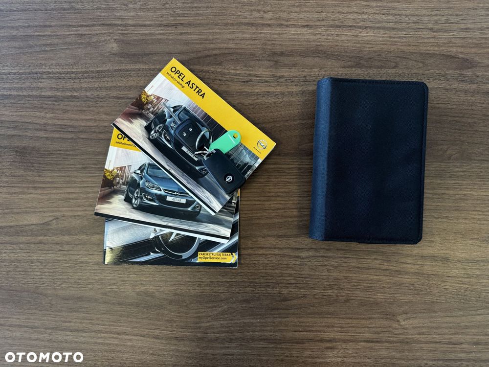 Opel Astra - 25