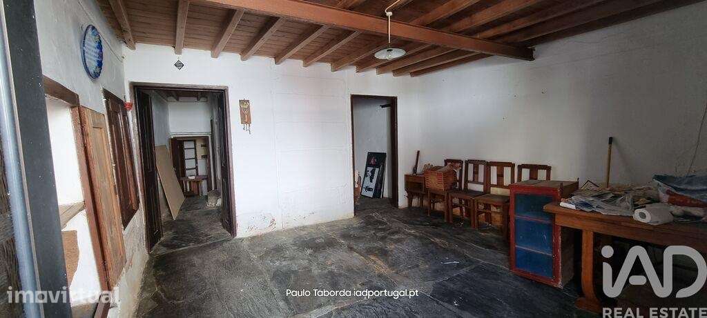 Moradia em banda T3 em Montalvão de 46 m2 - Grande imagem: 3/16