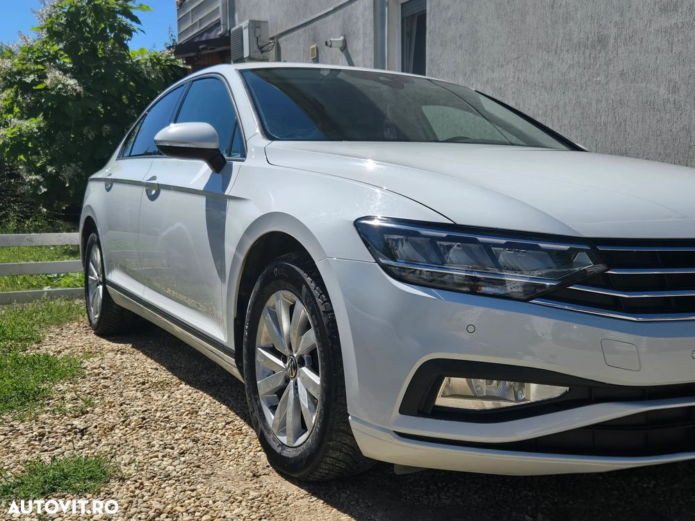 Volkswagen Passat 2.0 TDI DSG Comfortline - 1
