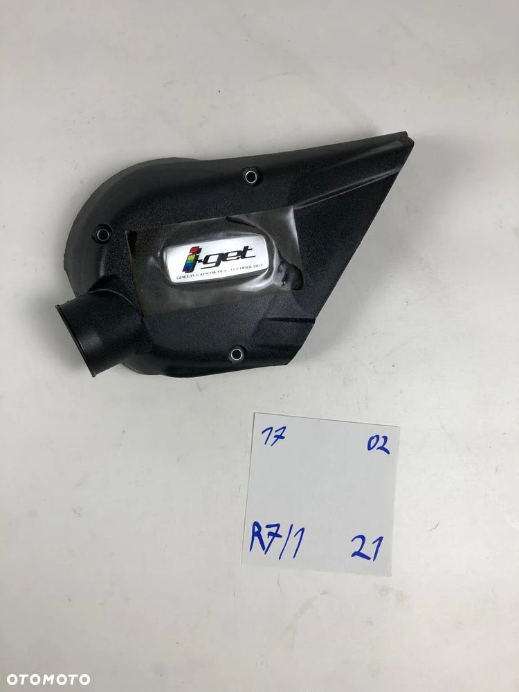 Piaggio Vespa GTS Primavera 125 300 Pokrywa Silnika Osłona - 1