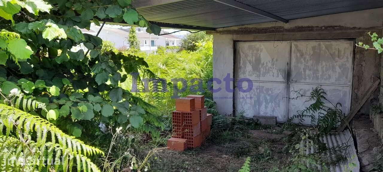 Terreno em Vila de Cucujães, Oliveira de Azeméis - Grande imagem: 2/4