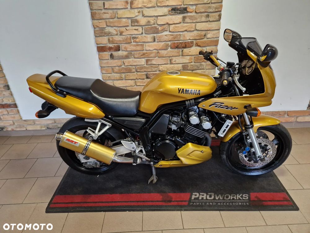 Yamaha FZS - 3