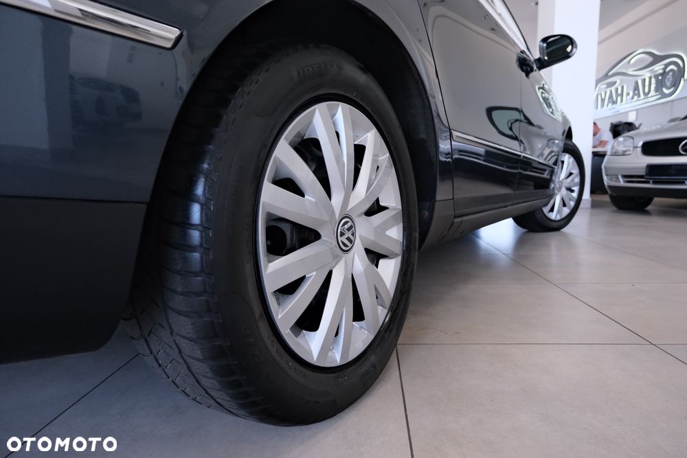 Volkswagen Passat - 7
