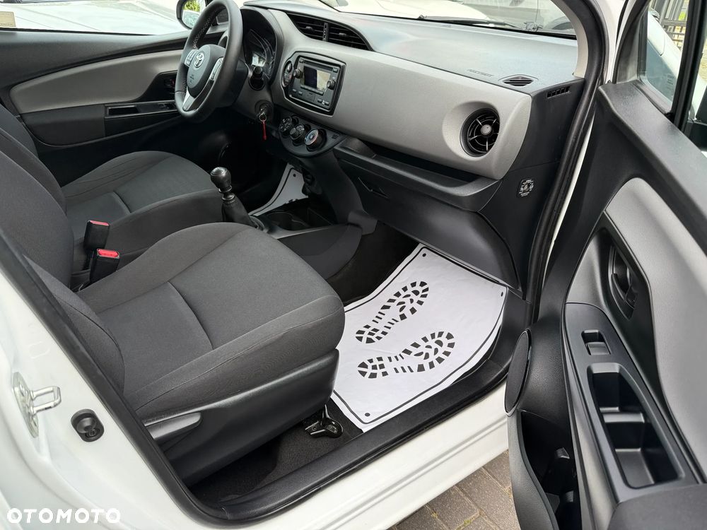 Toyota Yaris 1.5 Active - 12