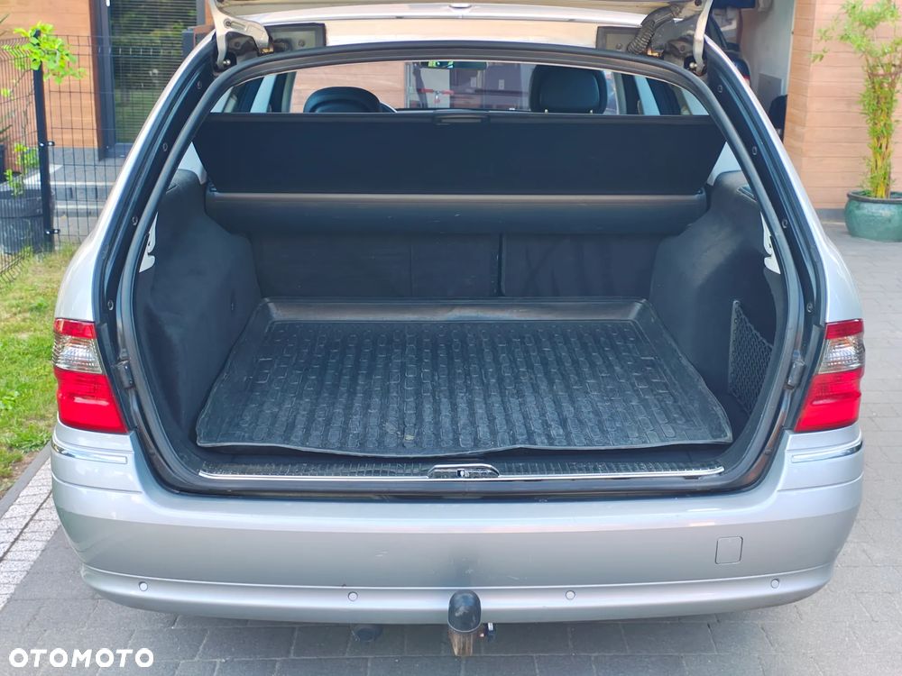 Mercedes-Benz Klasa E 220 CDI Automatik Avantgarde - 8
