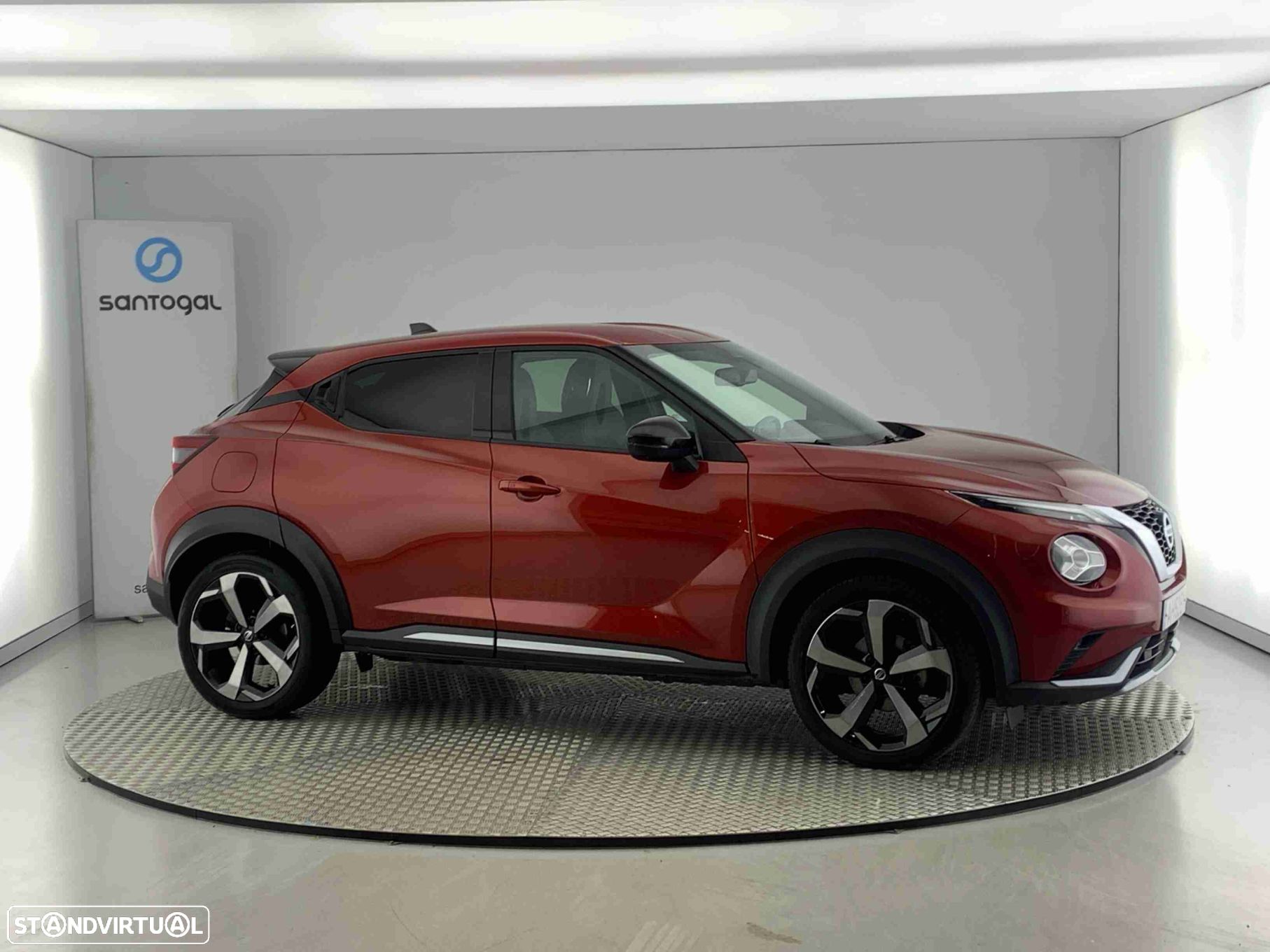 Nissan Juke 1.0 DIG-T Tekna - 1