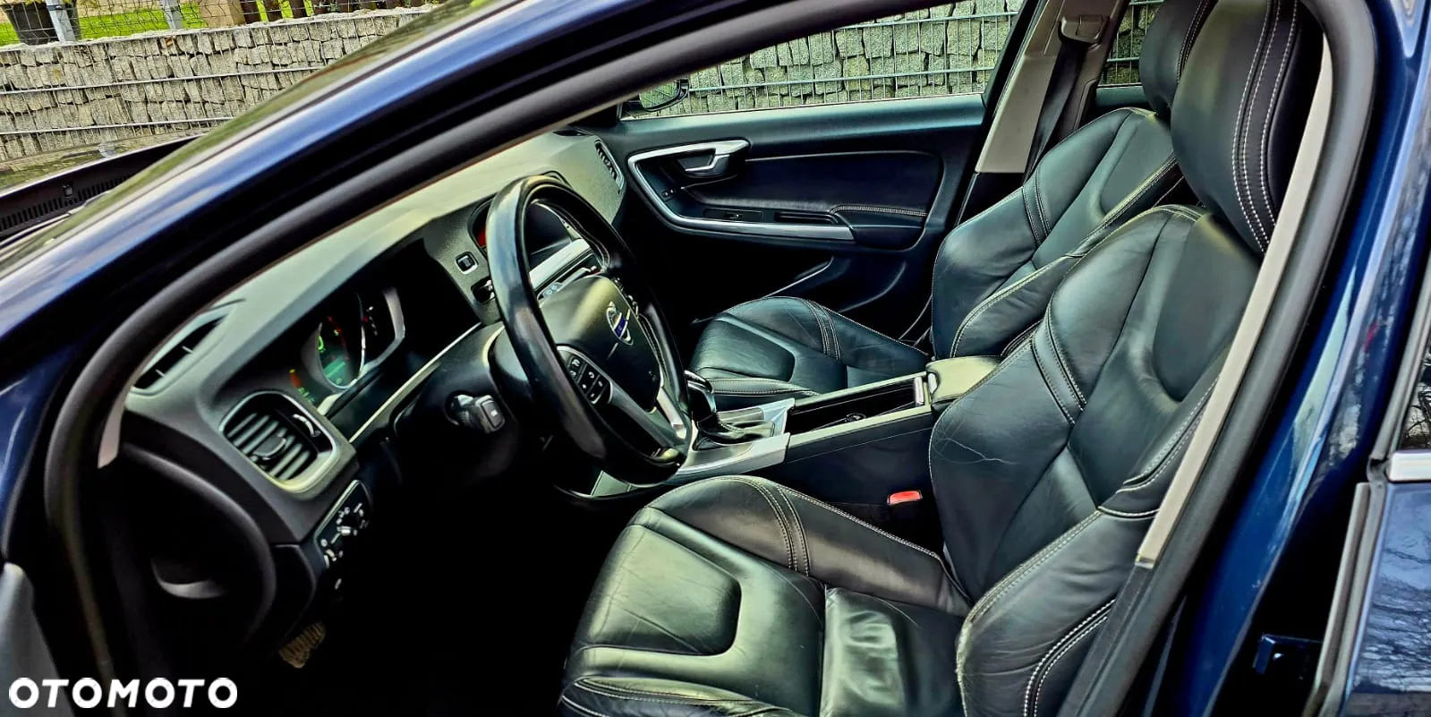 Volvo V60 D5 AWD - 23