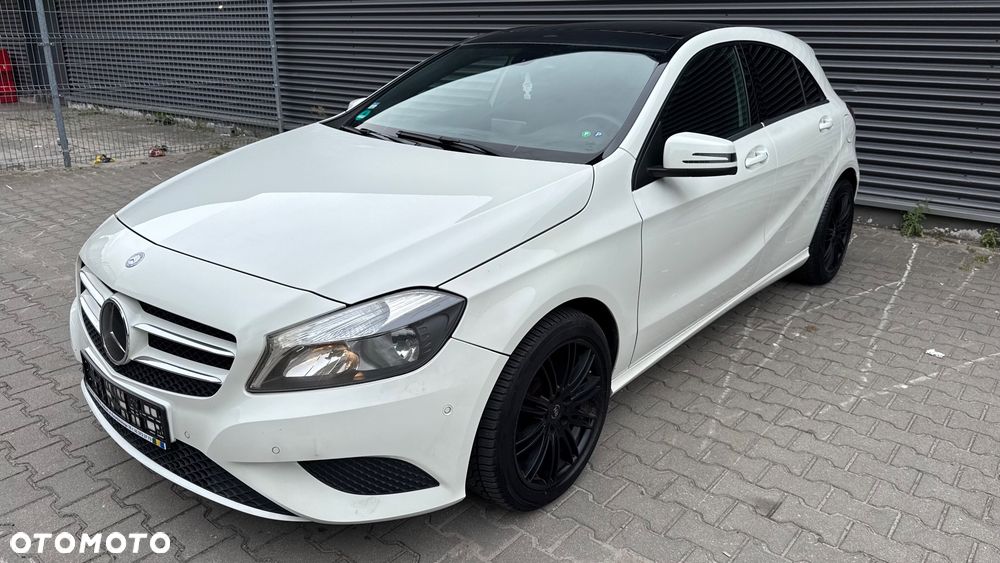 Mercedes-Benz Klasa A 180 BlueEfficiency Edition Style - 1