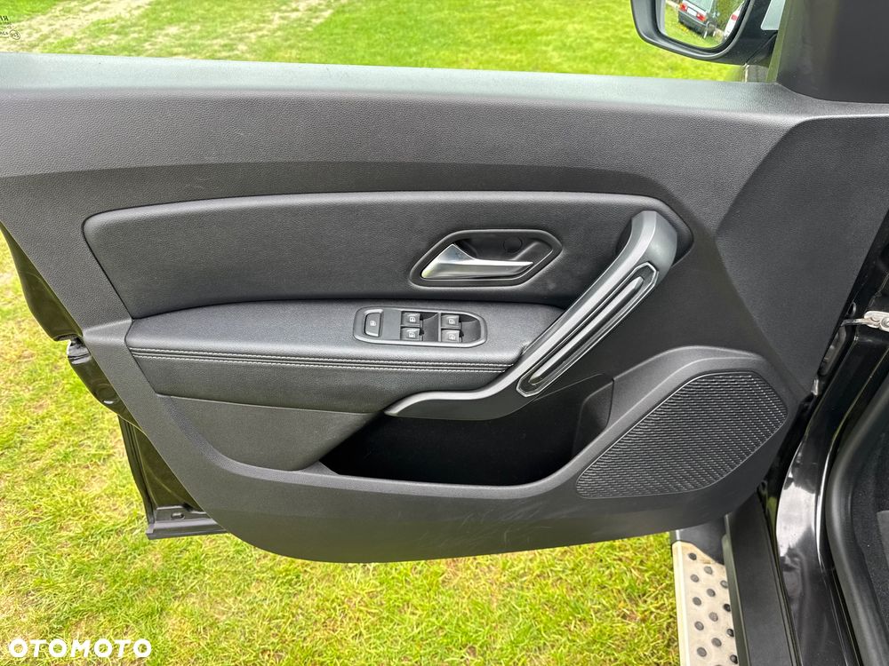 Dacia Duster 1.6 SCe Outdoor S&S - 26