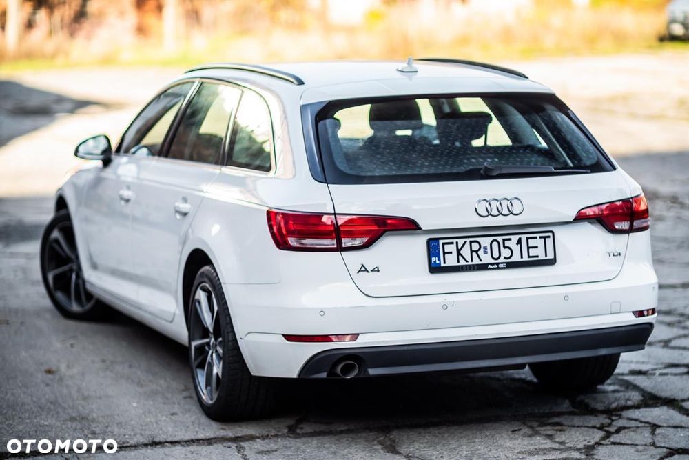 Audi A4 Avant 2.0 TDI S tronic - 10