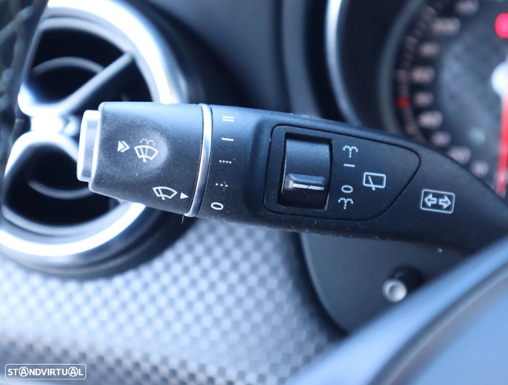 Mercedes-Benz A 180 d Urban - 40