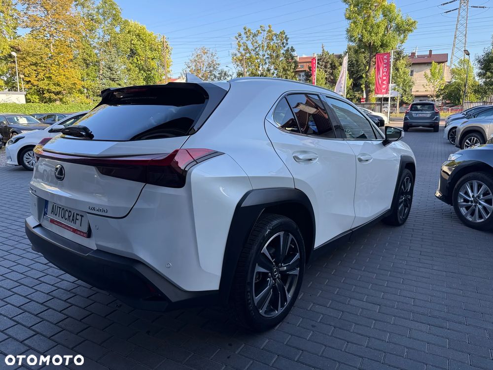 Lexus UX 200 GPF Business 2WD - 38