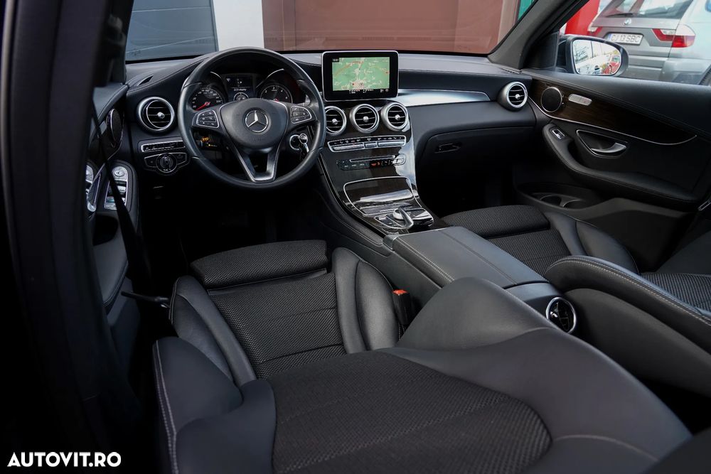 Mercedes-Benz GLC 220 d 4Matic 9G-TRONIC AMG Line - 6