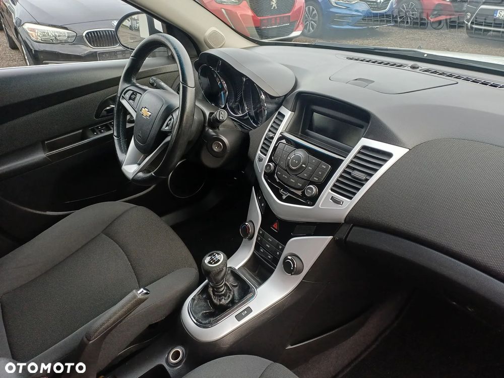 Chevrolet Cruze 2.0 LTZ - 11