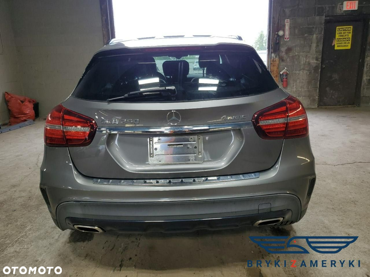 Mercedes-Benz GLA - 7