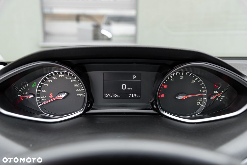 Peugeot 308 BlueHDi 150 EAT6 Stop & Start Allure - 27