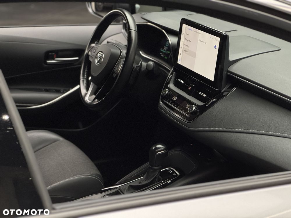 Toyota Corolla 2.0 Hybrid Style - 37