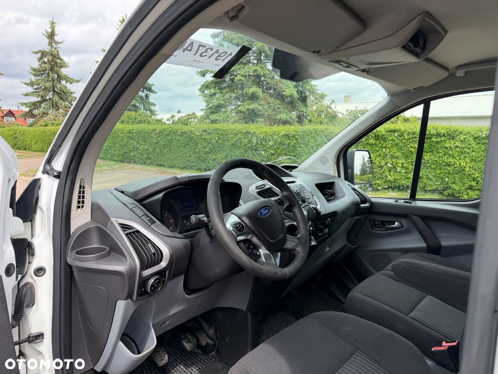 Ford Transit Custom - 11