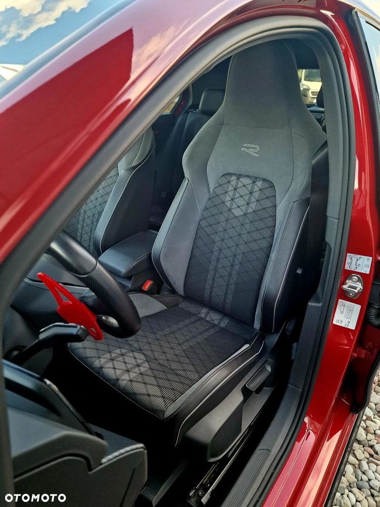 Volkswagen Golf 1.5 eTSI EVO R-Line DSG - 8