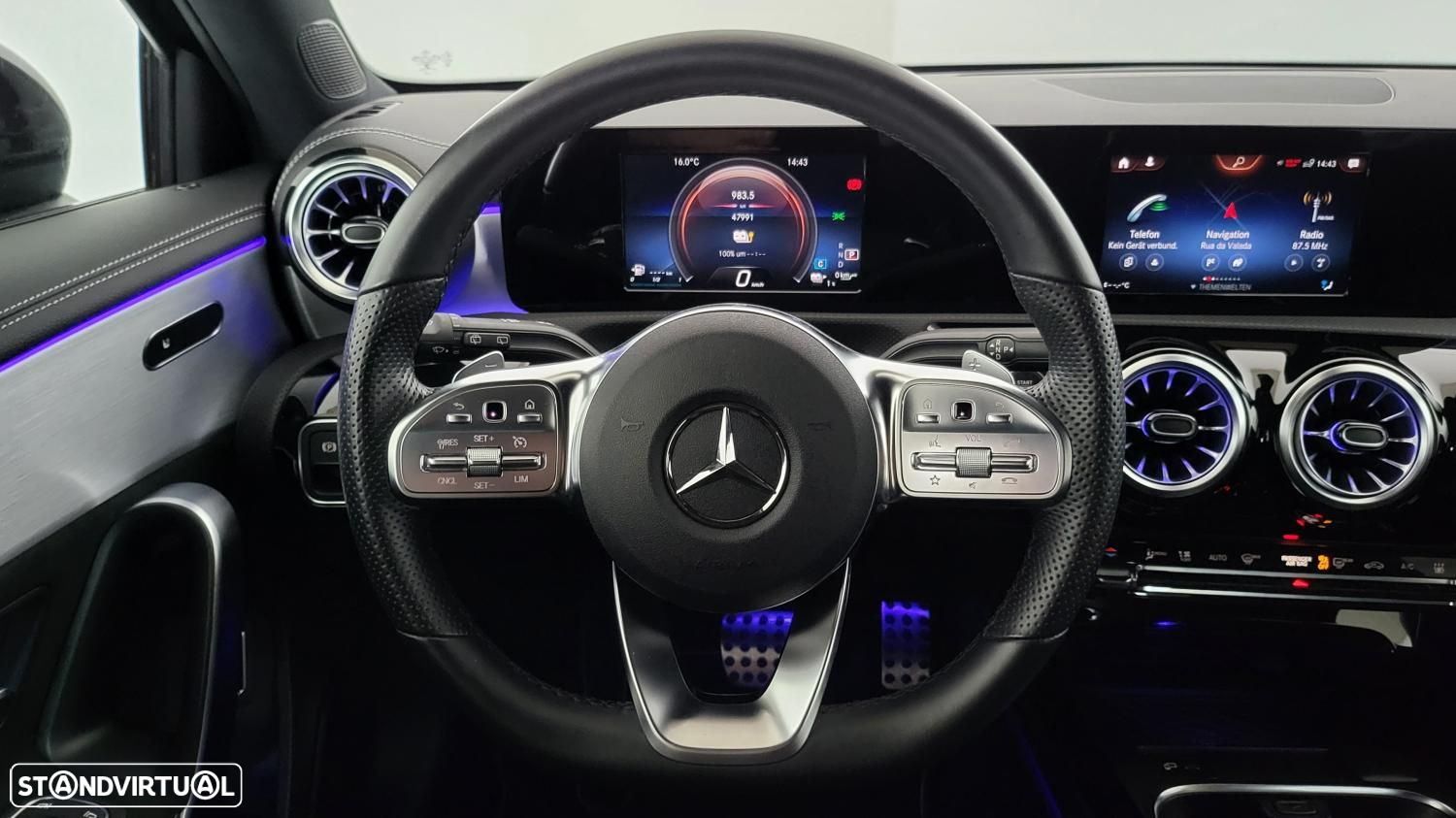 Mercedes-Benz A 250 e AMG Line - 8