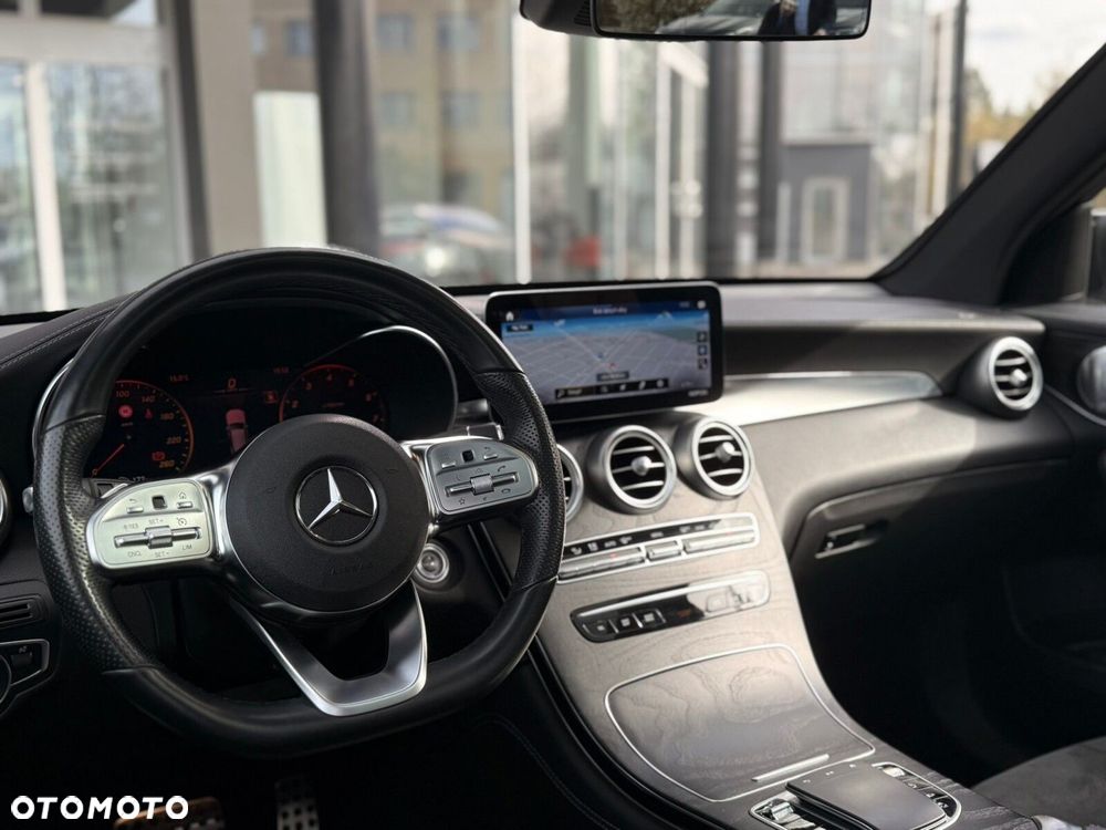 Mercedes-Benz GLC - 16