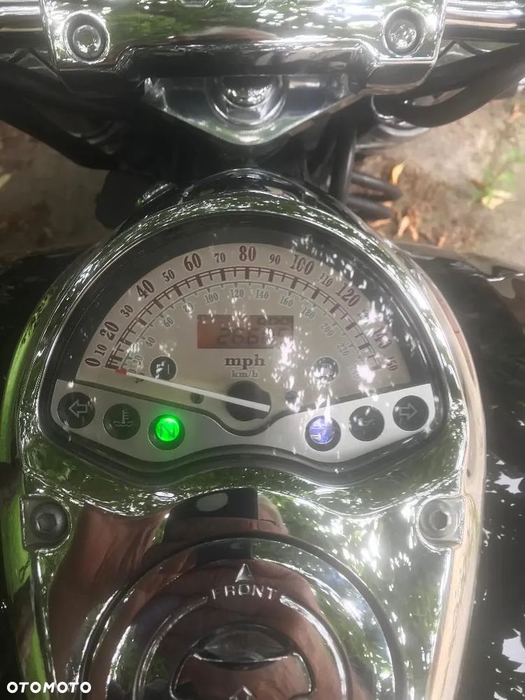 Honda VTX - 9