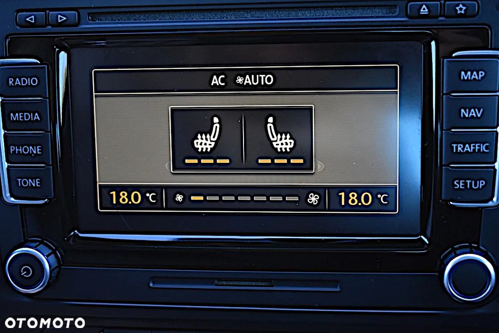 Volkswagen Jetta - 23
