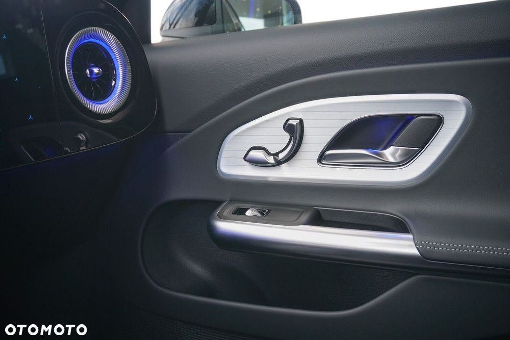 Mercedes-Benz CLA - 20